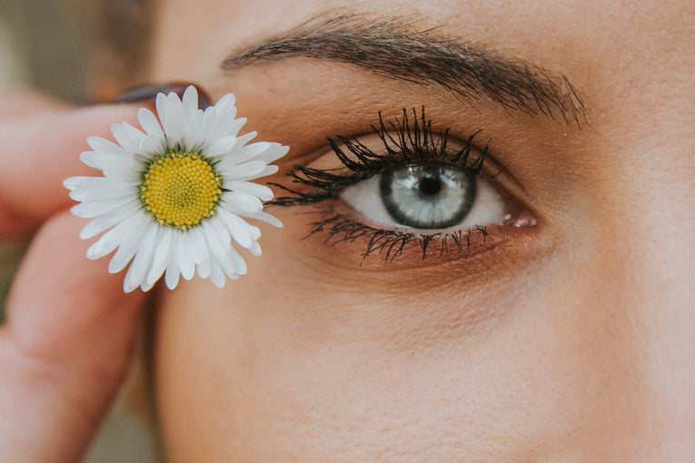 Tips to Lock in Hydration and Keep Your Skin Looking Luminous